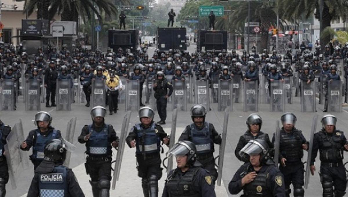 Police-teachers clash in Mexico kills 3